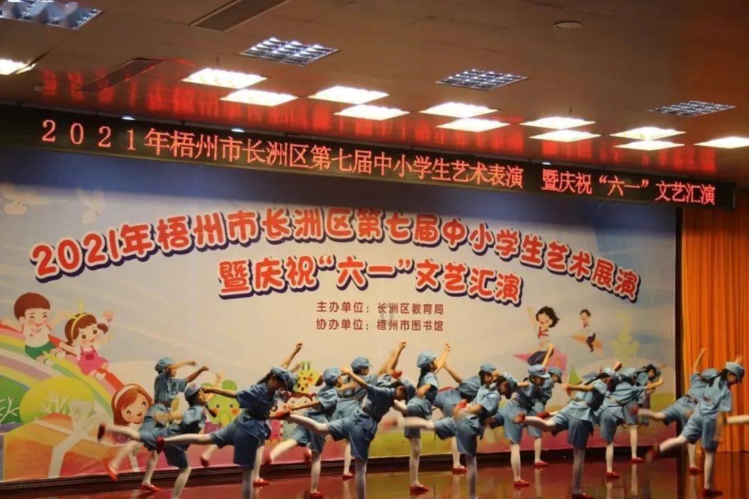海底捞遭遇最严重危机，上市三年利润全部亏光，市值缩水80%，要凉了吗？